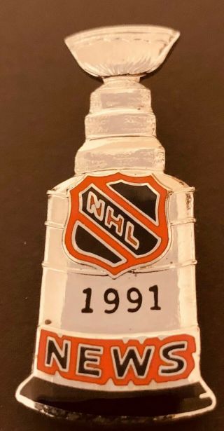 1991 Nhl Stanley Cup Playoffs Press Pin Minnesota Vs Pittsburgh Vtg Hockey Rare