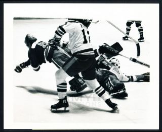 1972 Bobby Hull,  Wha Superstar " Flies Through The Air " Unique Game Action Photo