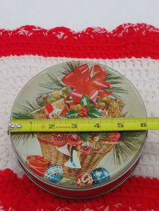 Vintage Christmas Cookie Tin Christmas Basket Ornaments Round Metal Box 2