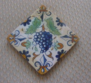 Antique Early Dutch Delft Polychrome Majolica Tile Fleur De Lis Bunch Of Grapes