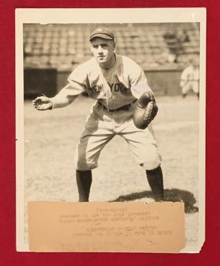 Vintage 1923 Benny Bengough Ny Yankees Type 1 Press Photo Baseball Antique Early