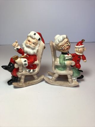 Vintage Santa And Mrs.  Claus In Rocking Chairs Salt & Pepper Shakers