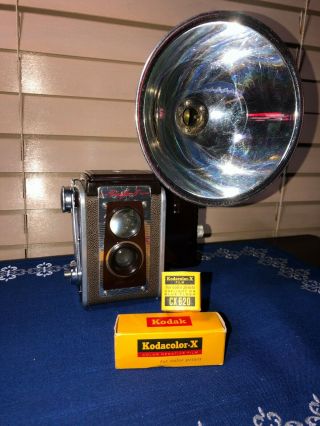 Vintage Kodak Duaflex Iv Twin Kodet Lens Tlr Box Camera W/flash & 620 Film Roll