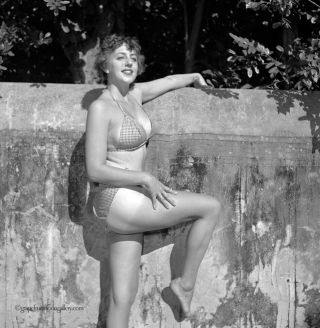 Bunny Yeager 50s Camera Negative Photograph Smiling Busty Bathing Beauty Pin - Up