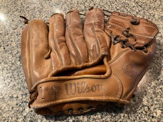 Wilson Ernie Banks Field - master Right handed Baseball glove. 3