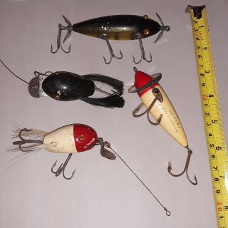 Four Vintage Fishing Lures: 2 Ding Bats,  Injured Minnow,  Heddon; All Glass Eyes