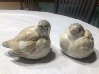 Set Of Two Vintage Otagiri Japan Pretty Gray & Tan Porcelain Bird Figurines.