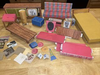 Vintage 1962 Cardboard Mattel Barbie Dream House Furniture And Accessories