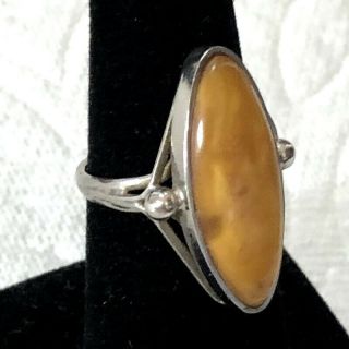 Vintage Natural Baltic Butterscotch Cabochon Amber Ring,  3.  4 Gram (am623)