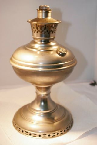 Antique/ Rare Aladdin Oil Lamp Model 5 - No Dents.