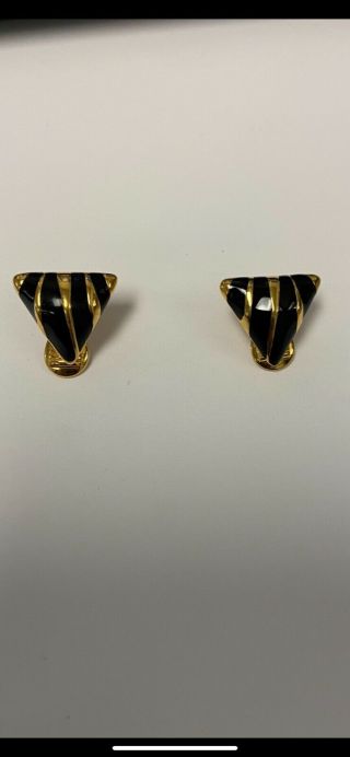 Gorgeous Vtg Designer Signed Monet Gold Tone Black Enamel Clip Earrings