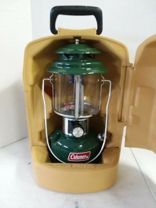 Vintage Coleman Lantern Model 220j With Carrying Case.  Dated 5/79.
