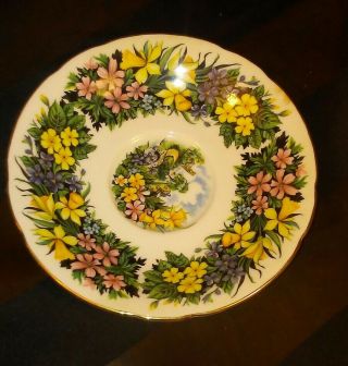 Vtg Paragon By Appointment To Her Majesty The Queen Seasonal Greetings Saucer