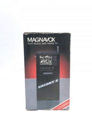 Vintage Magnavox Escort 2 Portable B&w Television Vhf Uhf Handheld Tv