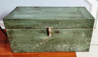 Antique Vintage Primitive Large Wood Wooden Carpenters Tool Box Chest Green