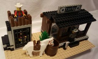 Vintage 1996 Lego Western Cowboys 6755: Sheriff ' s Lockup: 100 Comp w/Instructs 2