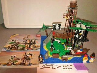 Lego Vintage Pirates 6270 - Forbidden Island - Complete With Instructions - 1