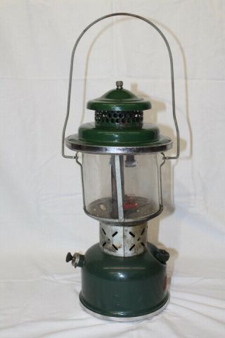 1959 Vintage Coleman Model 220e 2 Mantle Green Lantern With Pyrex Globe