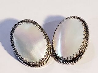 Vintage Whiting and Davis Mother of Pearl Bracelet and Clip - On Earring Set 3