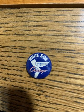 Chicago White Sox Vintage Baseball Team Pinback Button Badge Winged Sock 1950 