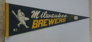 Old Vintage Felt Pennant Milwaukee Brewers Major League Baseball Barrel Man Mlb