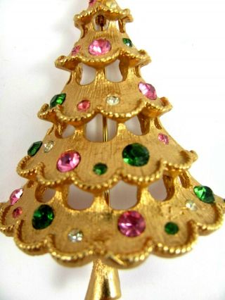 Vintage Signed MYLU Scalloped Christmas Tree Brooch Pin Pink & Green Rhinestones 3