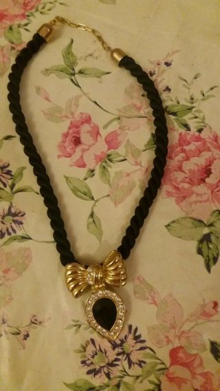 Vintage Black/goldtone Bow Choker Necklace