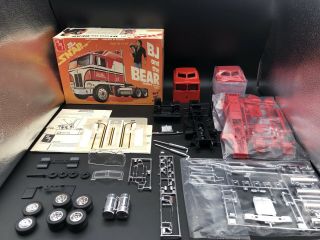 1/32 Amt Bj And The Bear Kit 5025 1980 Issue With From Re - Issue Kit
