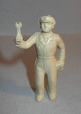 Vintage Marx Service Station Mechanic 2 1/4 " Tall With Rag & Wrench Very