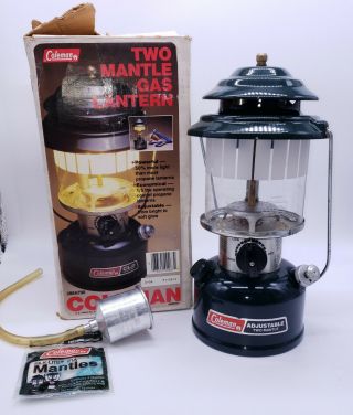 Coleman Model Cl2 288 - 700 Two - Mantle Adjustable Lantern Dated 3/1986 W/ Box
