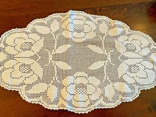 Vintage Filet Crochet Lace Center Doily Table Runner Pure White Floral 27 "