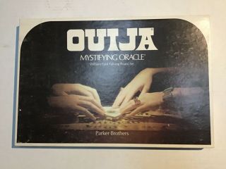 Vtg.  1972 No.  600 Parker Brothers Ouija Mystifying Oracle Talking Board Set Game