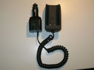 Motorola International 3200 3300 3000 Auto Car Battery Charger Vintage Phone