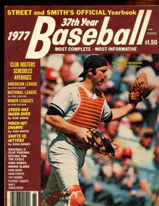 1977 Street & Smith Baseball Yearbook With Thurman Munson Front Cover Exmt