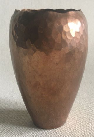 Avon Coppersmith Hammered Copper Bud Vase Ny Arts & Crafts Roycroft Era