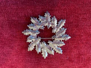 Signed Vintage PIN Brooch CHRISTMAS WREATH DANECRAFT Holly Leaves & Berries 2