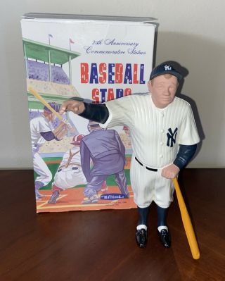 Babe Ruth York Yankees Hartland Plastics Baseball Statue 1988 25 Anniversary