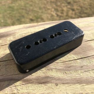 Vintage 1950s - 1960s Gibson P - 90 Pickup Cover UC 452 B Tall Black 50s - 60s 2 3
