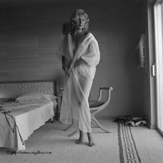 Bunny Yeager Camera Negative Nude Peggy " Sugar " Jackson 1960 Showgirl