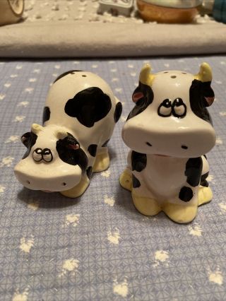 Vintage Ceramic Cow Salt And Pepper Shakers Hand Painted Holstein Black & White
