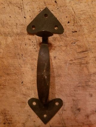 Early 18th Century Suffolk Arrow - Head Pattern Wrought Iron Door Handle.