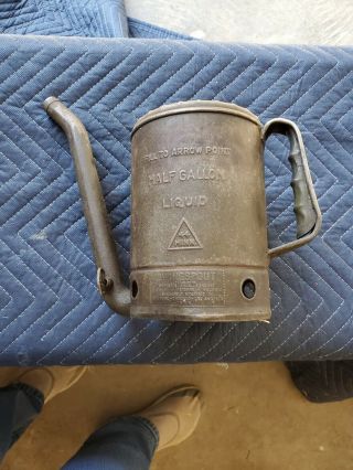Vintage 1/2 Gallon Oil Can By Swingspout Measure Co.  - Chicago