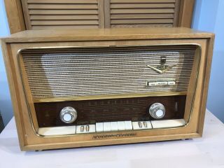 Vintage Grundig Majestic Radio Model 2077 German Antique Tube Radio