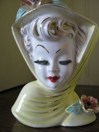 Vintag 5 1/4 " Lady Head Vase/wall Pocket In