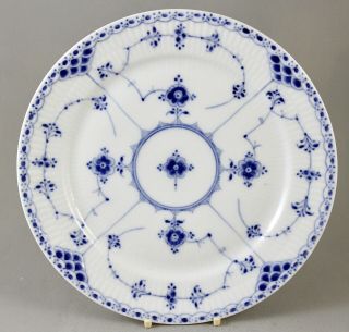Antique Royal Copenhagen Porcelain Blue Fluted Half Lace Dinner Plate 577 1st