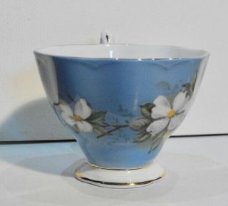 Vintage Royal Albert White Dogwood Blue Flora Footed Tea Cup & Saucer Gold Trim 3