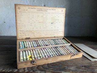 An Early 20th Century Boxed Set Of French Lefranc Pastels