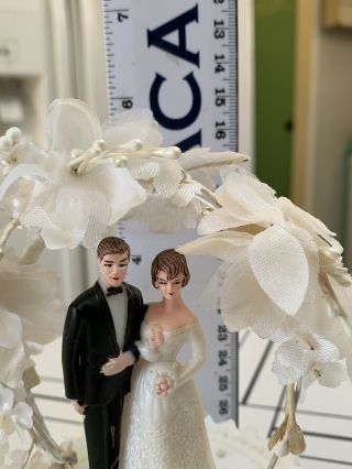 Vintage 1950/1960’s Bride & Groom Wedding Cake Topper And Flowers 6 