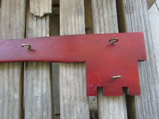 VTG Wood Key Shaped Wall Hanging Key Holder Enesco Metal rocking chair yarn Red 3