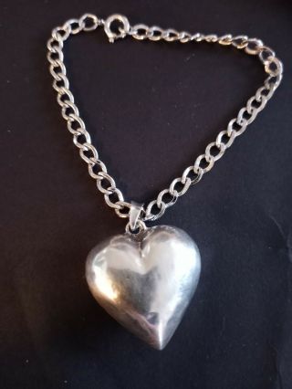 Vtg.  Sterling Silver 925 Large Heart Charm Bracelet